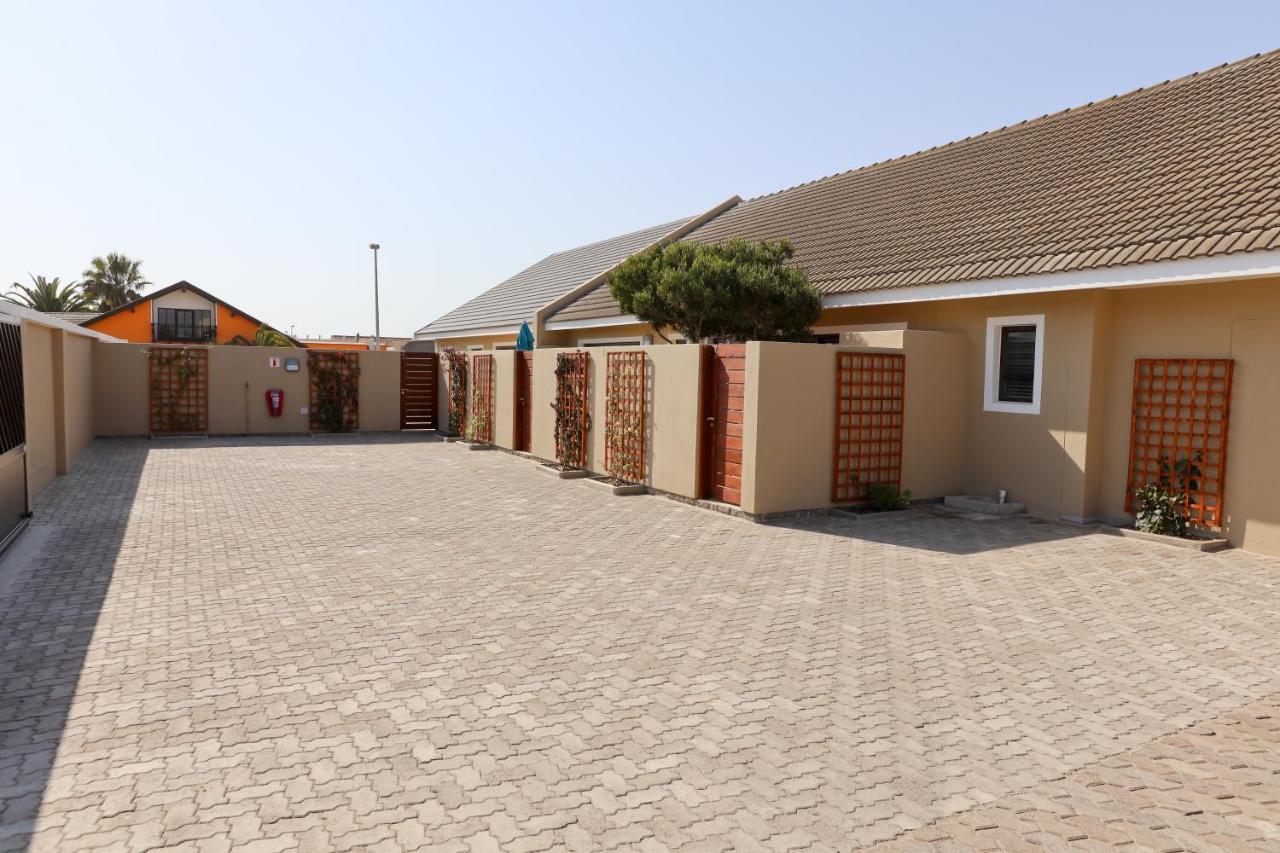 Desert Jackal Guesthouse Swakopmund Ngoại thất bức ảnh